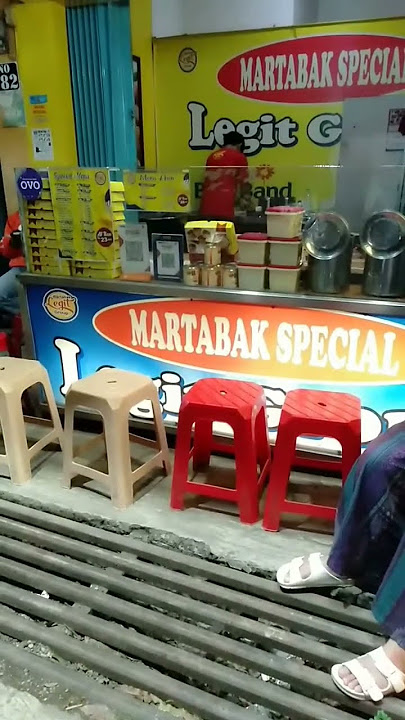 Story' WA IG beli martabak