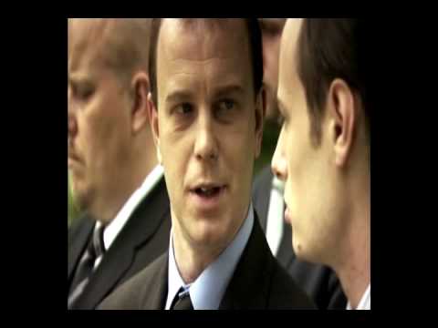Grotesco - Den där jobbiga killen