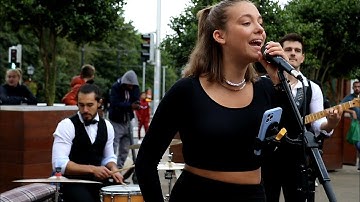 SENSATIONAL STREET PERFORMERS | Taylor Swift - Love Story | Allie Sherlock & The 3 Busketeers cover
