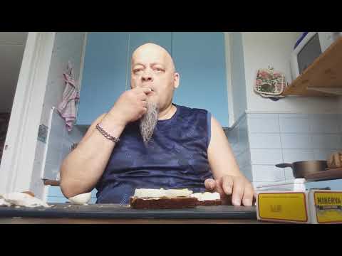 Video: Kuinka Tehdä Saury- Ja Muna-voileipiä