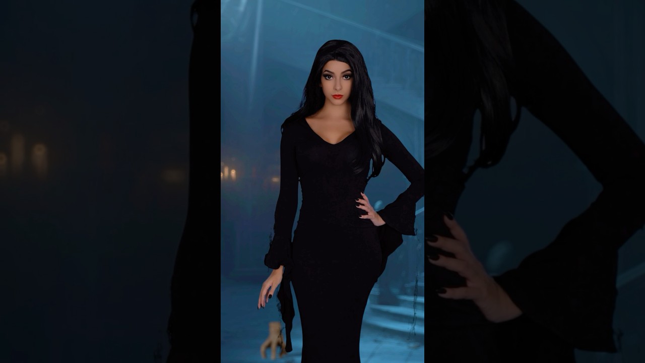 Morticia 🖤 #foryou #helpmemakethismakesense #trending #gothclub #emo #dance #cosplay