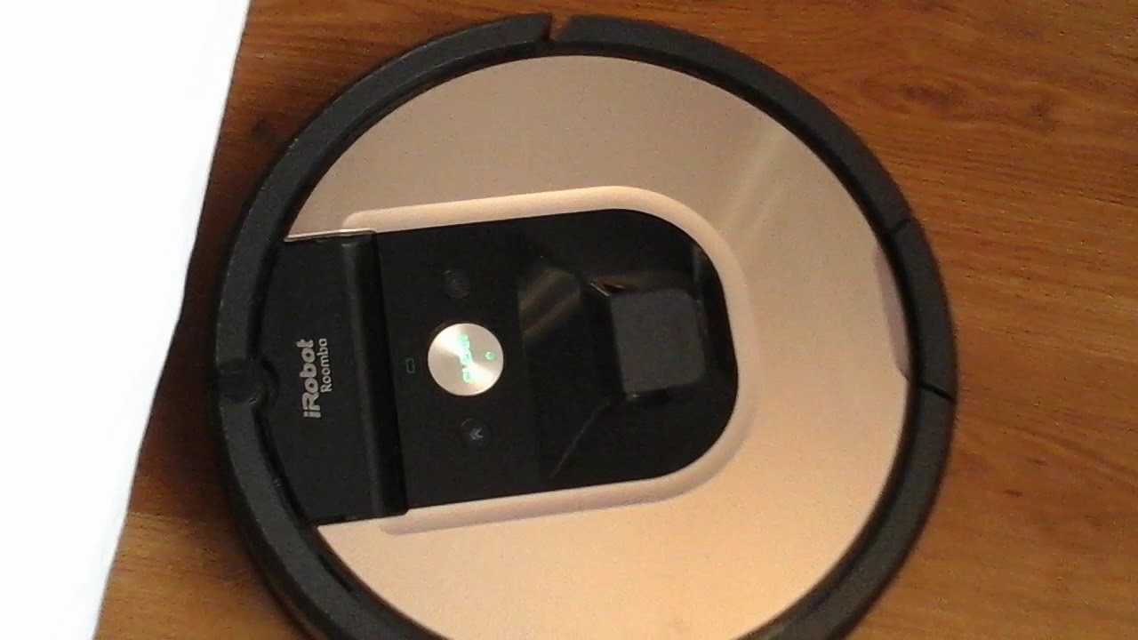 Mon Roomba 960/966 en fonctionnement - YouTube