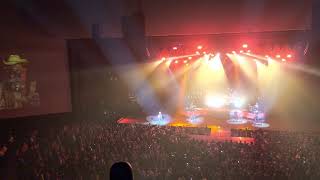 Jason Aldean - Crazy Town (LIVE in Las Vegas, Dec 9th, 2021)