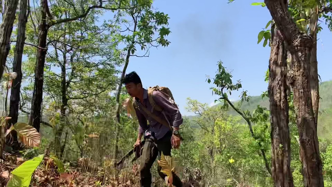 Karenni Army attacked with the Burma soldiers. adlı videoyu YouTube'da izle Karenni Army attacked with the Burma soldiers. adlı videoyu YouTube'da izle