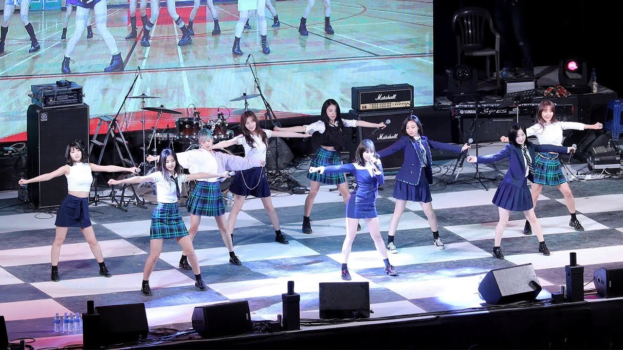 180511 트와이스(TWICE) - Likey (라이키) [성균관대 인사캠 축제] 4K 직캠 by 비몽