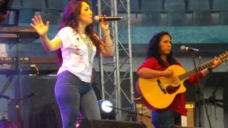 Pamela Cortés - Dicen en vivo chords