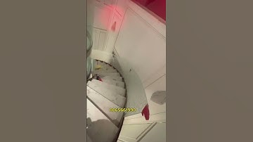 Công trình cầu thang xoắn khung xương ốp cốn bê tông, lan can kính sóng hiện đại tại Hạ Long, QN