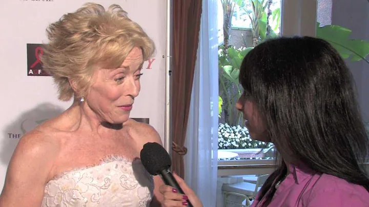 Holland Taylor & Conchata Ferrell discuss Two and ...
