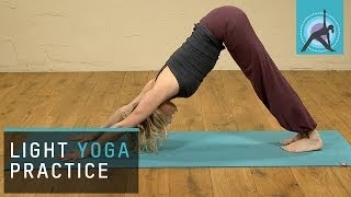 A Light Yoga Practice / Yoga Class