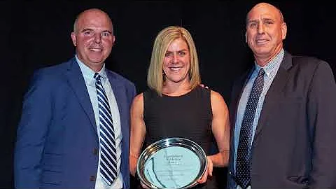 Jennifer Hefner '87 - Middlebury Hall of Fame Clas...