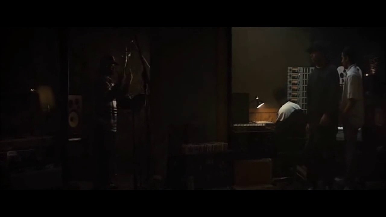 Момент из фильма. Голос Улиц - YouTube