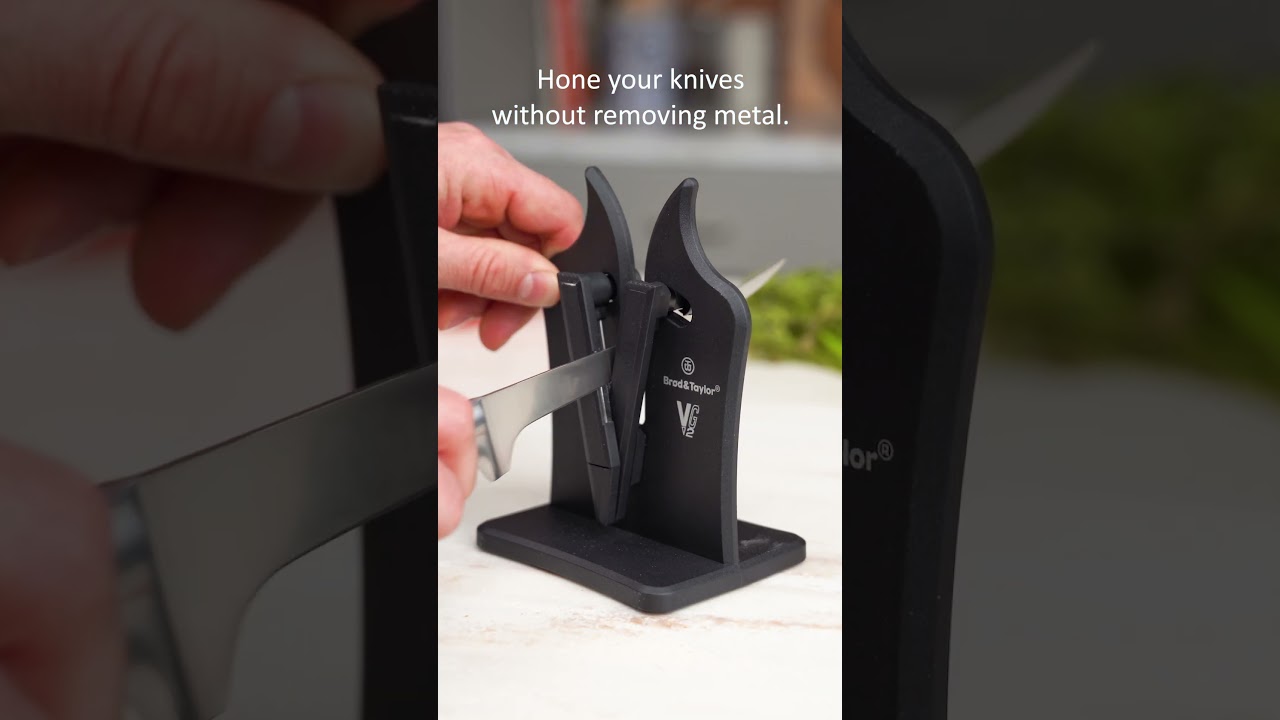 Every kitchen needs this – Brod & Taylor Professional Knife Sharpener