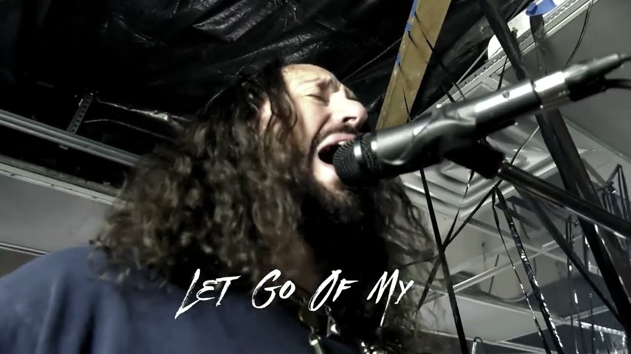 Never Kenezzard - Deceiver (Lyrics) - Almost Alive