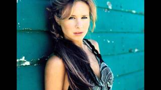 Lucie Silvas - The Longer We're Apart chords