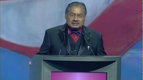 HENAAC 2012 awards show Winner Jorge Seminario Tex...