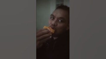 Makan Tape Goreng #shorts #vidioshorts #tapegoreng #alimnyalirachannel
