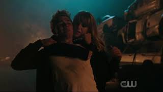 Riverdale Season 3 Episode 8|Jelly bean saves Archie from Penny