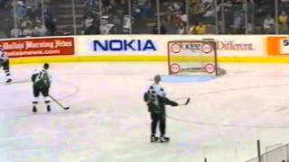 Brett Hull vs Bob Sturm Target Shoot Out