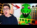 INTRAPPOLATO IN UN PARCO ABBANDONATO CON UN DINOSAURO SPAVENTOSO!! LorenzIST (Playtown)
