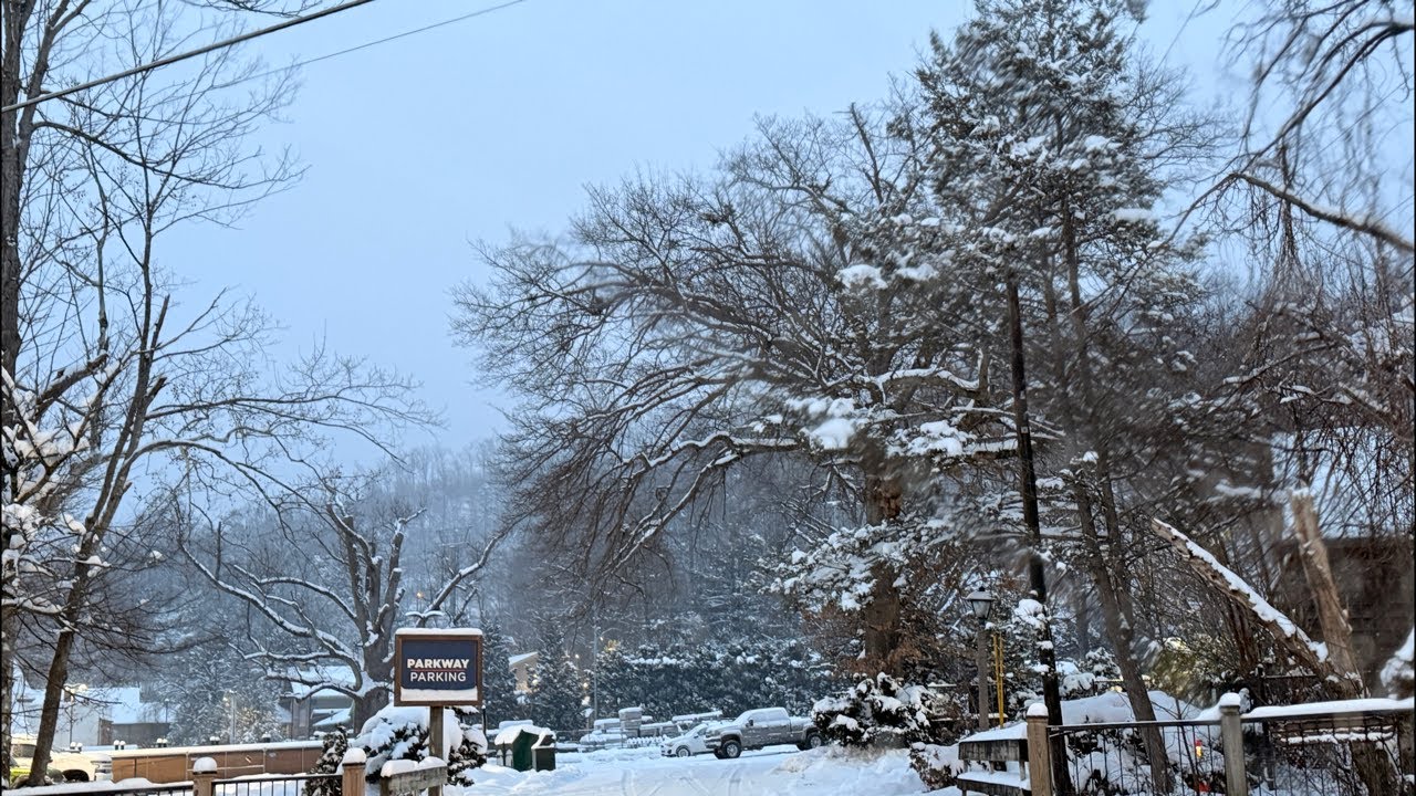 Snow Gatlinburg Pigeon Forge The Daily Live Drive in the Smoky Mountains