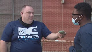 Good Samaritan Uber driver rewarded for helping wounded man in Chicago | Good News Chicago