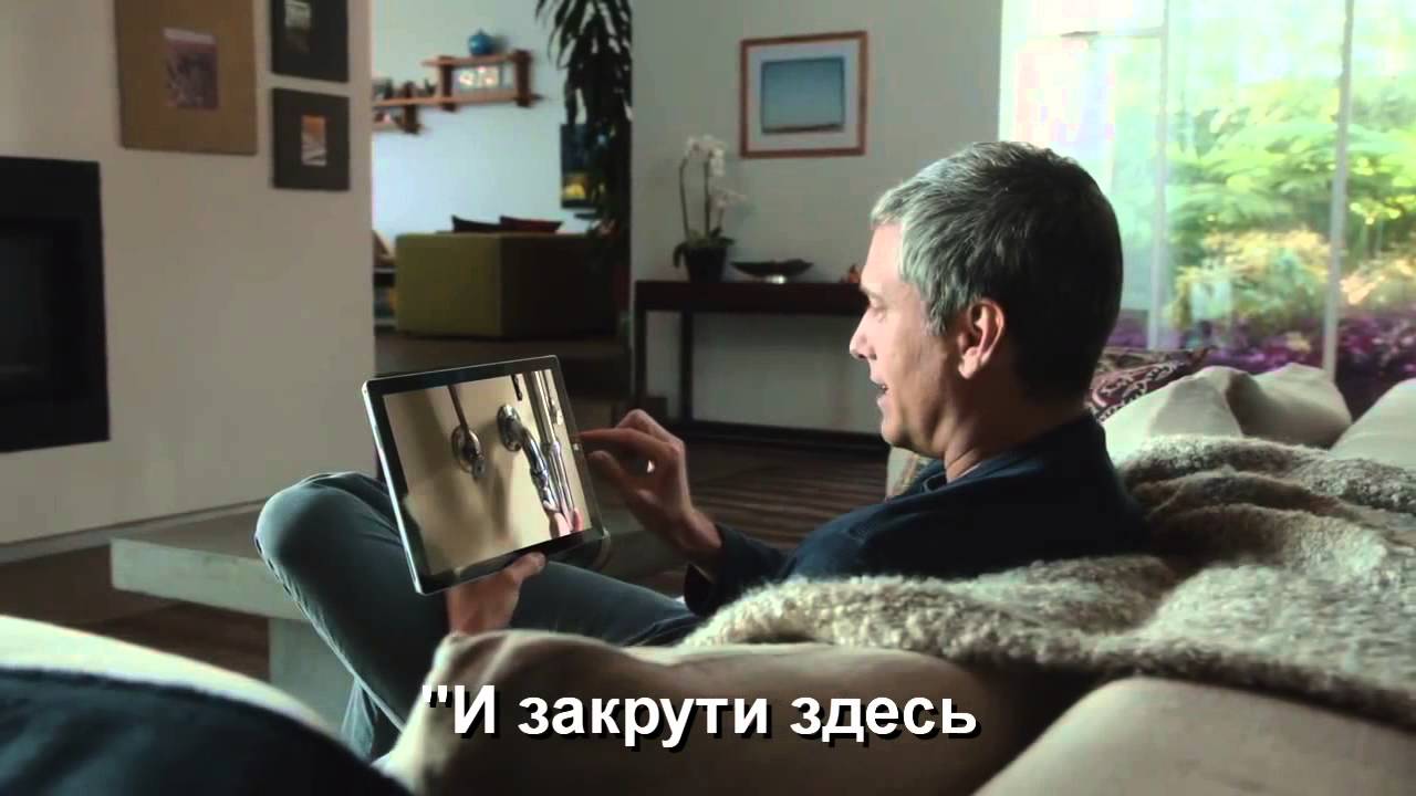 Microsoft HoloLens - Измени свой мир с голограммами [RUS SUB]