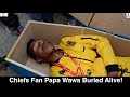 Mamelodi Sundowns 2-1 Kaizer Chiefs | Chiefs Fan Papa Wawa Buried Alive!