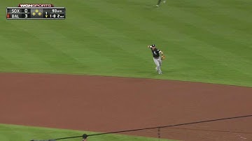 CWS@BAL: Sanchez ranges to make a nice play in 1st