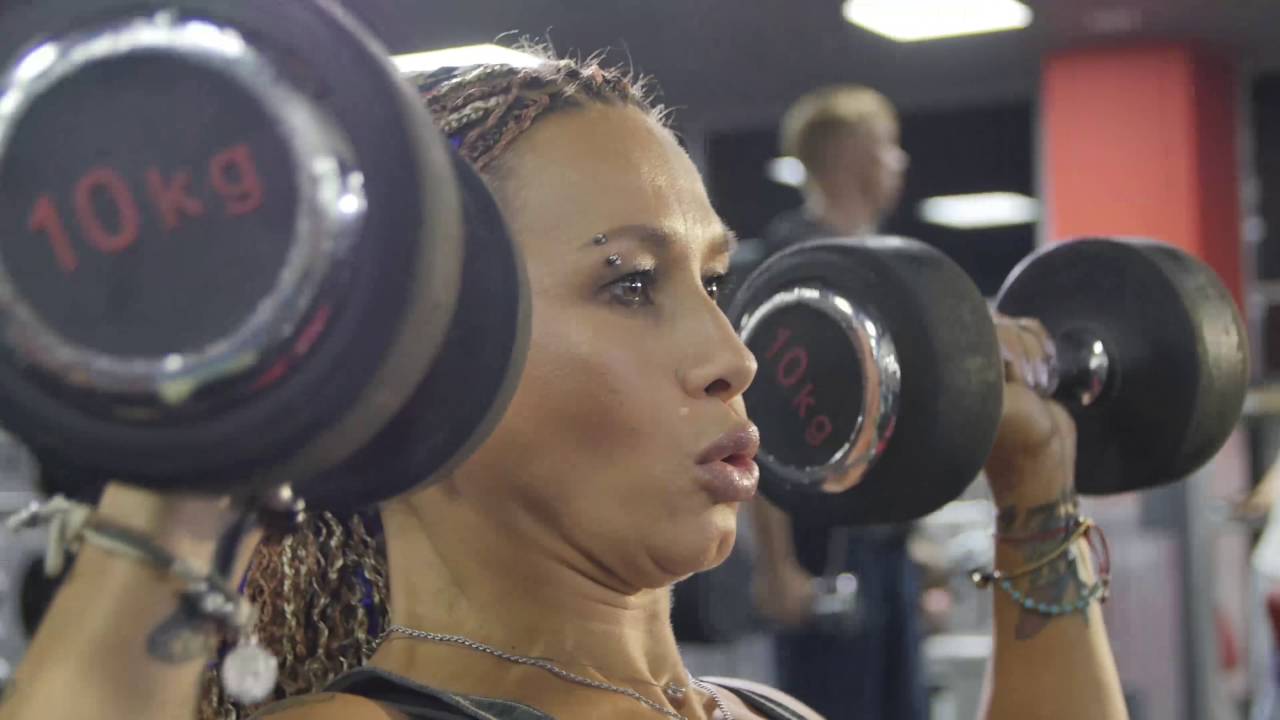 Ольга Хисамова, чемпионка Мира по жиму AWPC об Elite BCAA Sculptor Nutrition