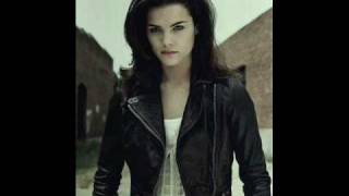 Jaimie Alexander Slideshow/Pictures New