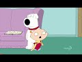 Capture de la vidéo Stewie's Arm Comes Out Of It's Socket | Family Guy