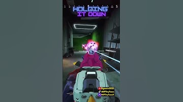 Holding it down in The room #apex #apexlegends #apexlegendsclips #apexlegend #apexclips #gaming