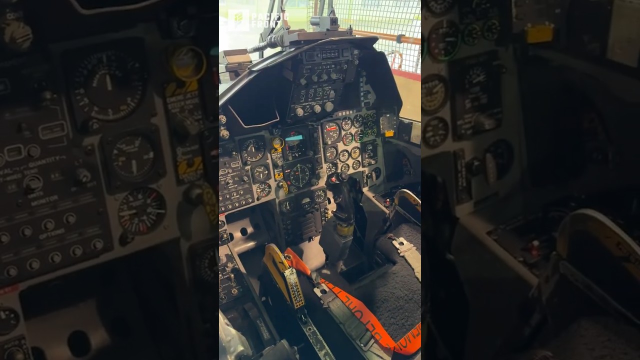 Japan's F-15J Cockpit! 🇯🇵🔥 #f15j #fighterjet #jasdf - YouTube