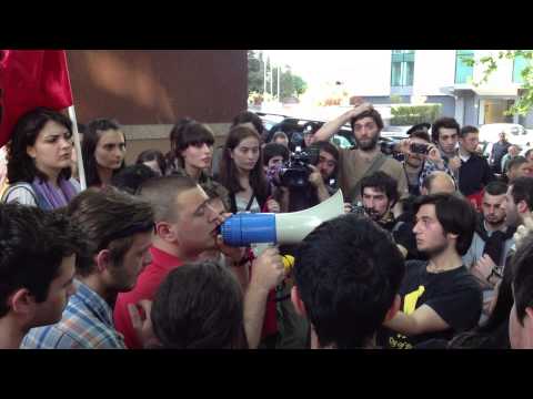 აქცია ეკონომიკის სამინისტროსთან დარბევის შემდეგ