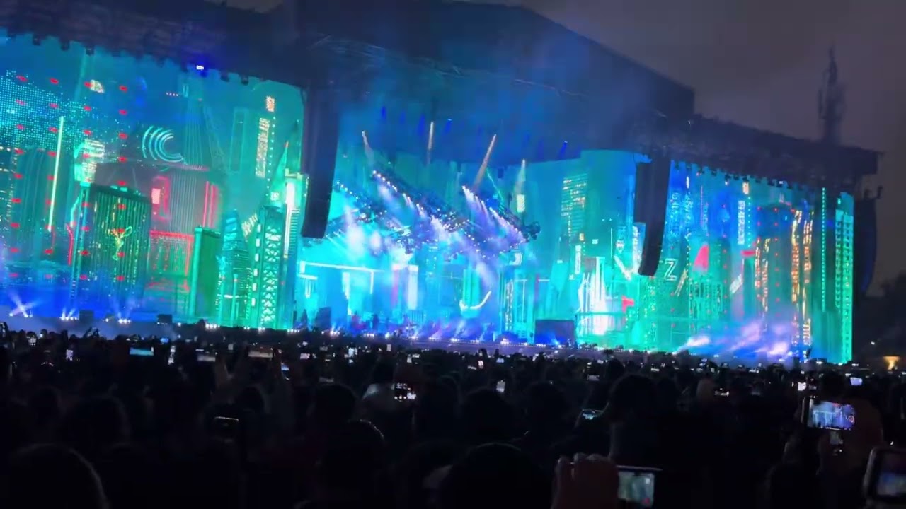 ZOÉ .- Azul .- tour 2025 estadio GNP .- 1ra fecha 