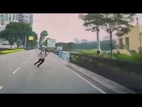 澳門行人馬路亂走彈出彈入BY 林小寶