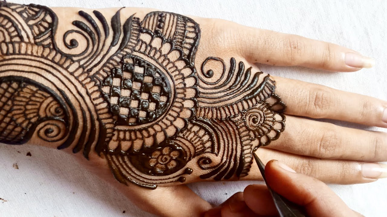 Beautiful Arabic Mehndi For Back Hands / Easy & Simple Back Hand Mehndi ...