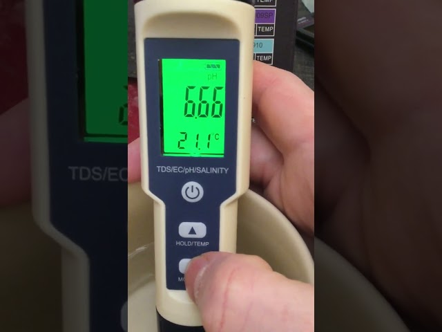 5 in 1 Digital Water Quality Tester Meter for TDS, EC, pH, Salinity & Temperature product video preview
