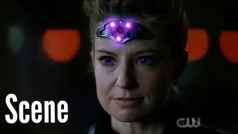 The Flash 4x14 | Izzy Dies | DeVoe | Barry and Ralph try to save her