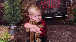 Christmas mini sessions Santa's Stable