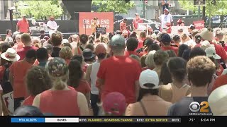 Moms Demand Action NYC sponsors anti-gun violence rally in Manhattan