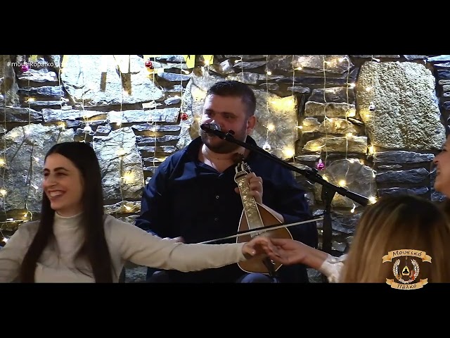 Γρηγόρης Σαμόλης ~ Εγώ τα μαύρα τα φορώ/Δεν μοιάζουνε τα μάτια σου