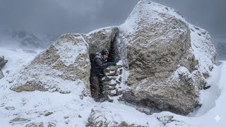 Trapped in a freezing mountain storm, I built a warm shelter from nothing