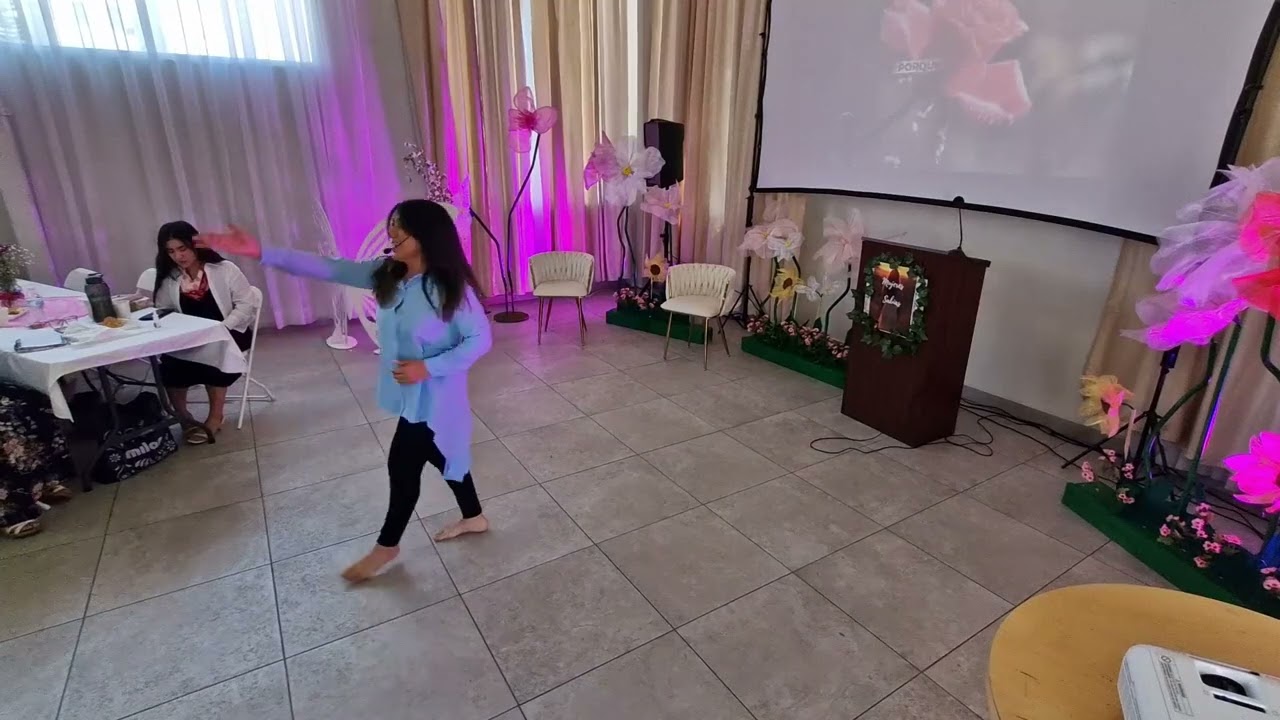 De Rodillas - Loudes Ramirez | Conferencia de Mujeres