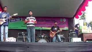 Download Lagu Once Offhand - Separuh Nafas (Cover Dewa 19) MP3 Download Lagu Once Offhand - Separuh Nafas (Cover Dewa 19) MP3