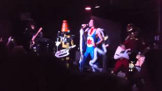Vlog: Tupperware Remix Party feat. Ninja Sex Party- Take on Me (LIVE)