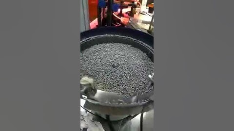 Screw sorting machine