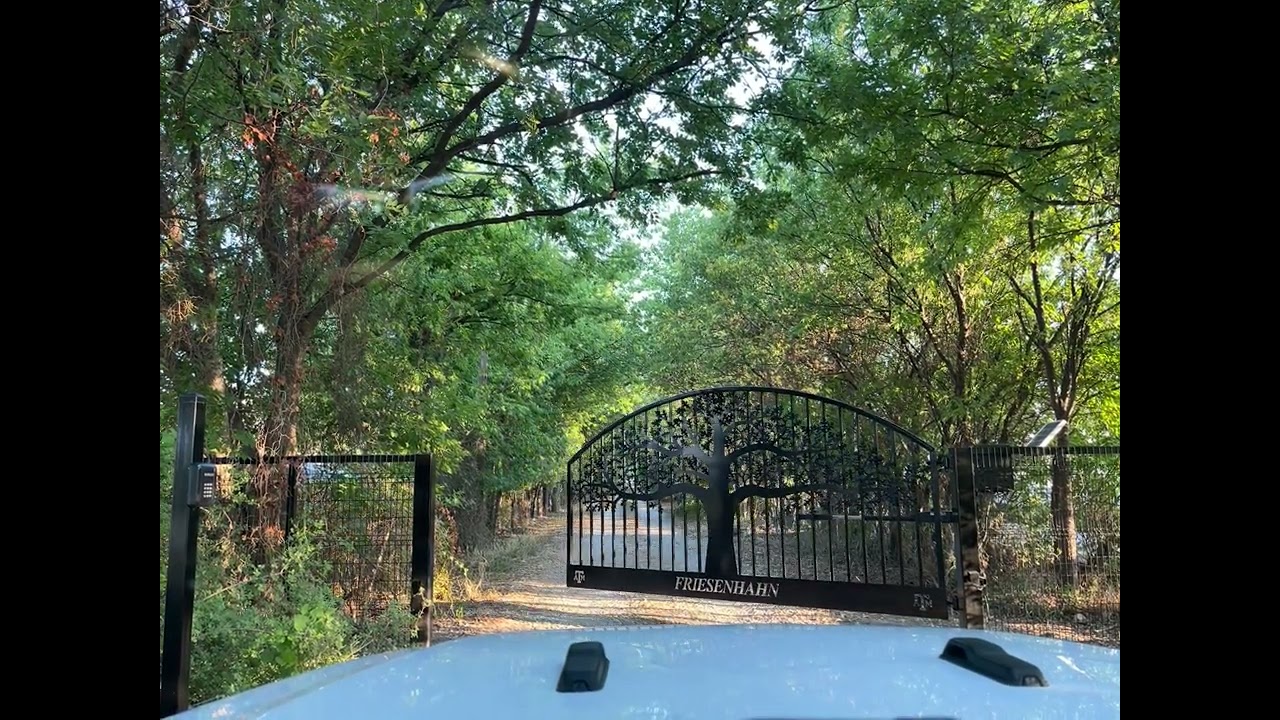 Custom Driveway Gates By JDR Metal Art Home Farm Ranch and Estate Gates