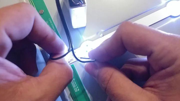 how to test LED strips without tester Using a battery. backlight tester DIY