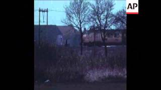 SYND 8 12 75 MOLUCCANS BESEIGE TRAIN IN BEILEN